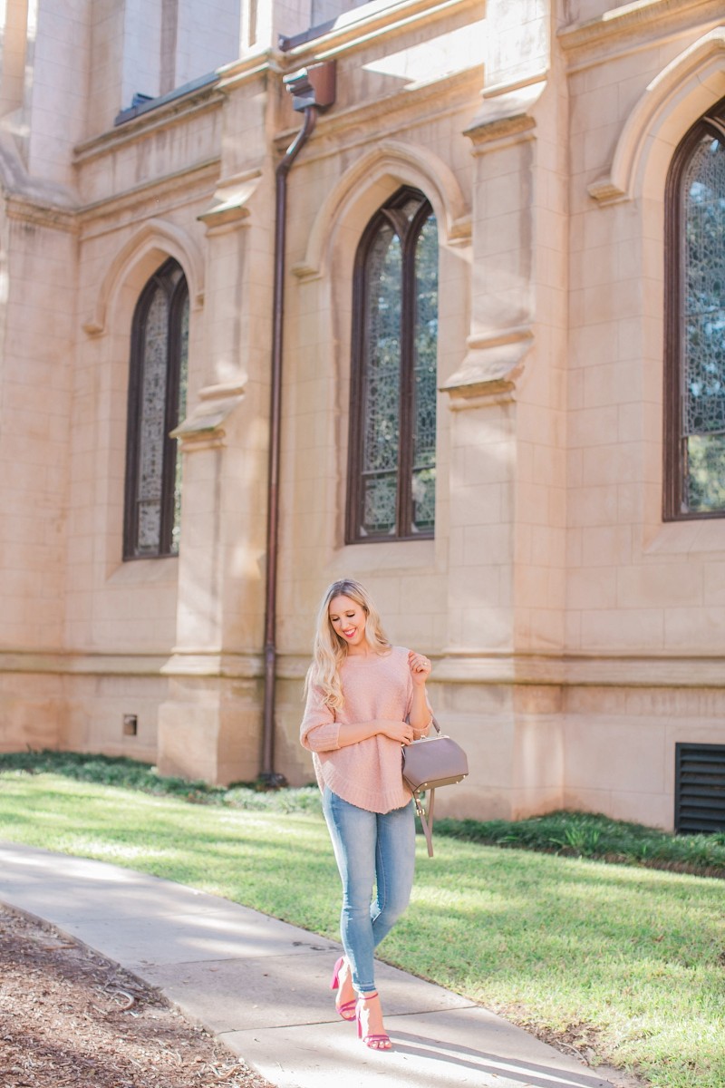 blush and camo, lou and grey, casual style, H&M denim, jemma handbag, jemma purse