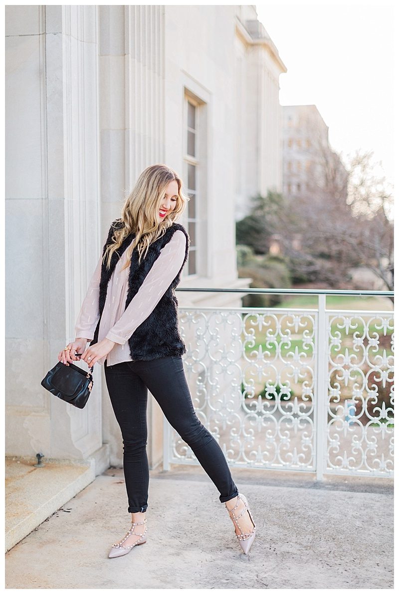 blush and camo, style tips, faux fur, valentino rockstud flats, blush, style blog, black handbag