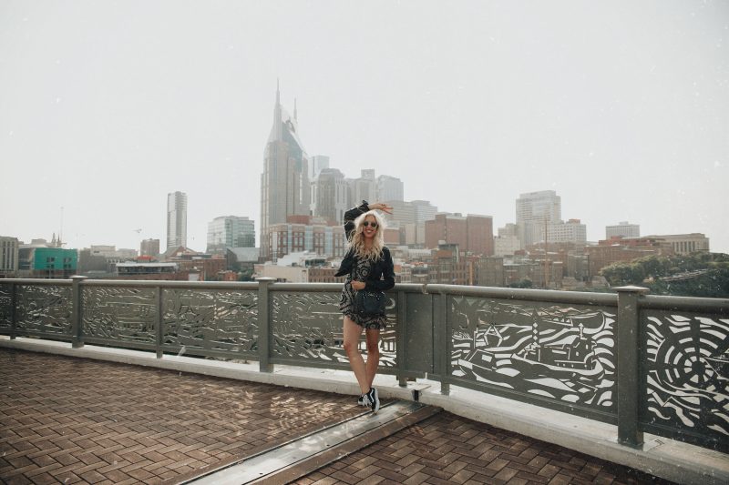 fall style, fall style tips, nashville style, nashville blogger, leather jacket. vans, style tips, edgy style, chic style, fall style, blush and camo 